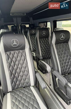 Мікроавтобус Mercedes-Benz Sprinter 2011 в 