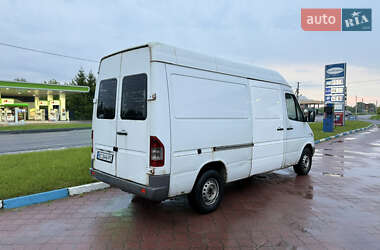 Вантажний фургон Mercedes-Benz Sprinter 2004 в 