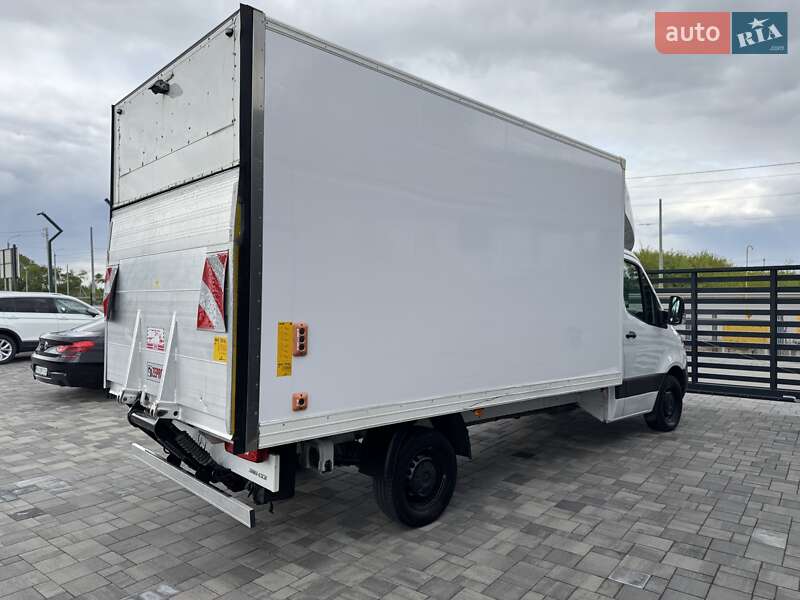 Вантажний фургон Mercedes-Benz Sprinter 2018 в Рівному