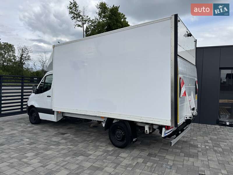 Вантажний фургон Mercedes-Benz Sprinter 2018 в Рівному