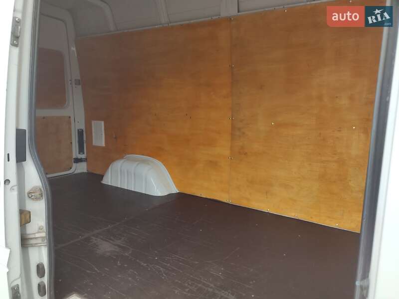 Грузовой фургон Mercedes-Benz Sprinter 2005 в Ровно