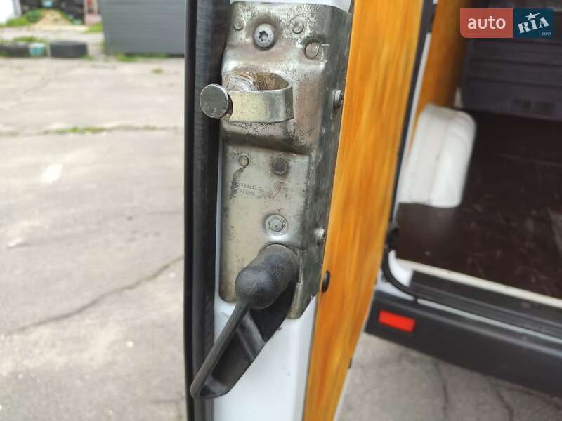 Грузовой фургон Mercedes-Benz Sprinter 2005 в Ровно