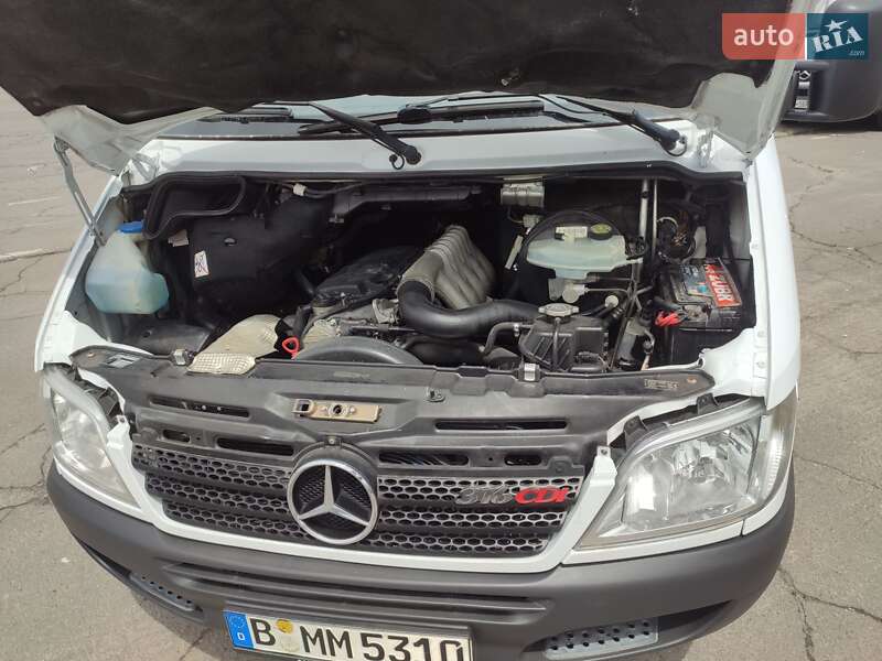 Грузовой фургон Mercedes-Benz Sprinter 2005 в Ровно