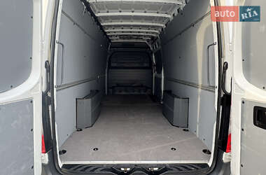 Вантажний фургон Mercedes-Benz Sprinter 2019 в 