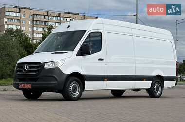 Вантажний фургон Mercedes-Benz Sprinter 2021 в 