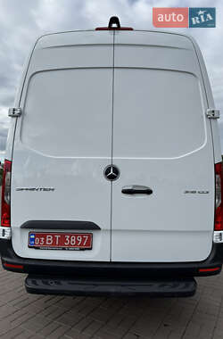 Вантажний фургон Mercedes-Benz Sprinter 2021 в 