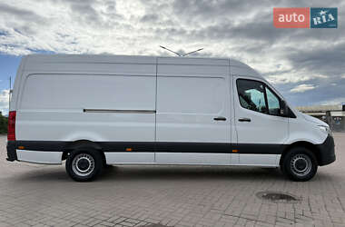 Вантажний фургон Mercedes-Benz Sprinter 2021 в 