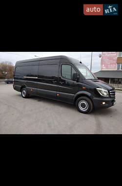 Вантажний фургон Mercedes-Benz Sprinter 2015 в Сваляві
