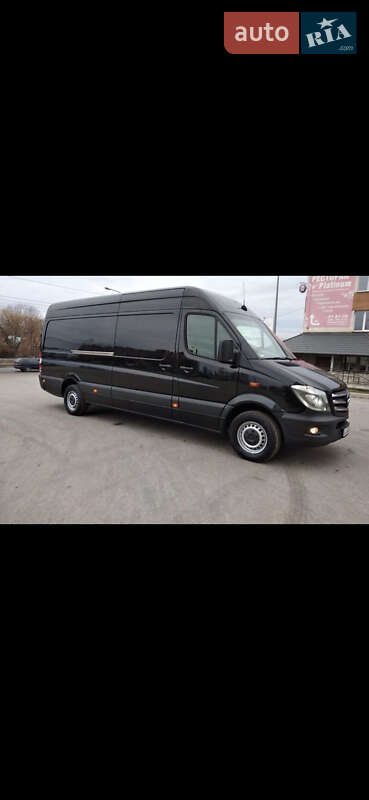Вантажний фургон Mercedes-Benz Sprinter 2015 в Сваляві