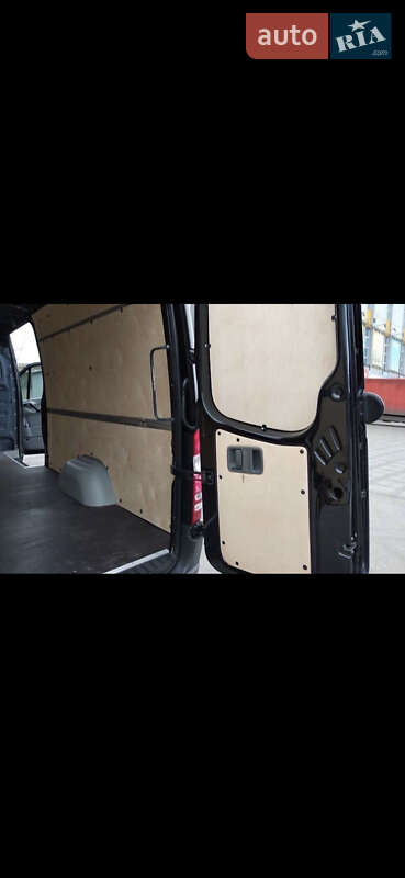 Вантажний фургон Mercedes-Benz Sprinter 2015 в Сваляві