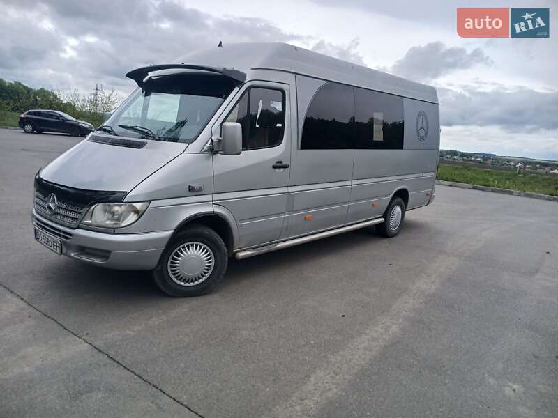 Mercedes-Benz Sprinter 2004