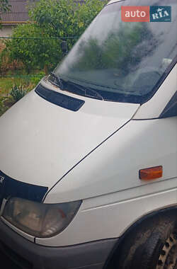 Городской автобус Mercedes-Benz Sprinter 2004 в Яремче