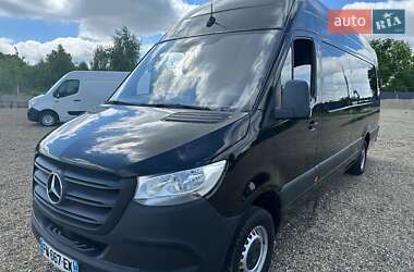 Грузовой фургон Mercedes-Benz Sprinter 2019 в 