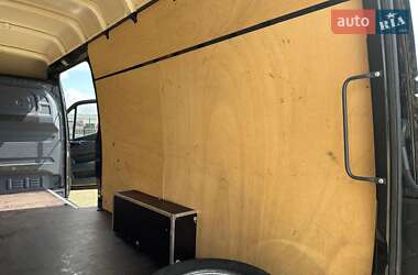 Грузовой фургон Mercedes-Benz Sprinter 2019 в 