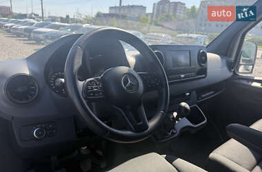 Грузовой фургон Mercedes-Benz Sprinter 2018 в 