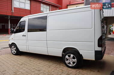 Микроавтобус Mercedes-Benz Sprinter 2005 в 