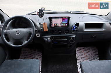 Микроавтобус Mercedes-Benz Sprinter 2005 в 