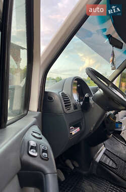 Микроавтобус Mercedes-Benz Sprinter 2006 в 