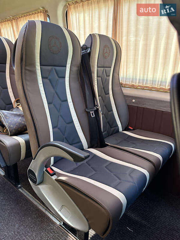 Туристический / Междугородний автобус Mercedes-Benz Sprinter 2014 в Киеве