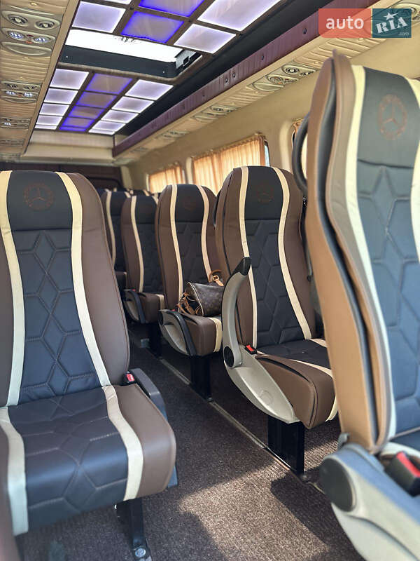 Туристический / Междугородний автобус Mercedes-Benz Sprinter 2014 в Киеве