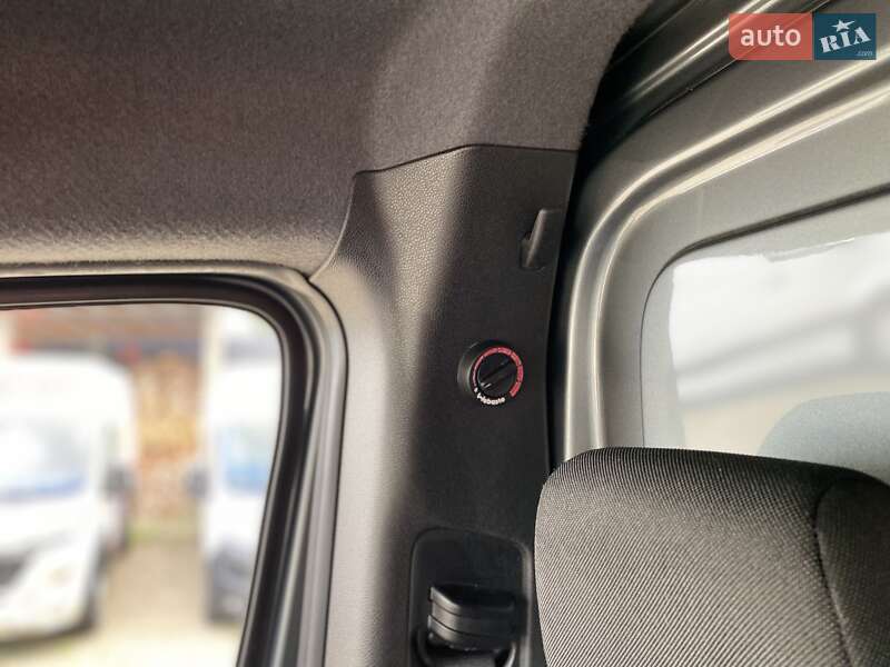 Тентований Mercedes-Benz Sprinter 2019 в Хусті