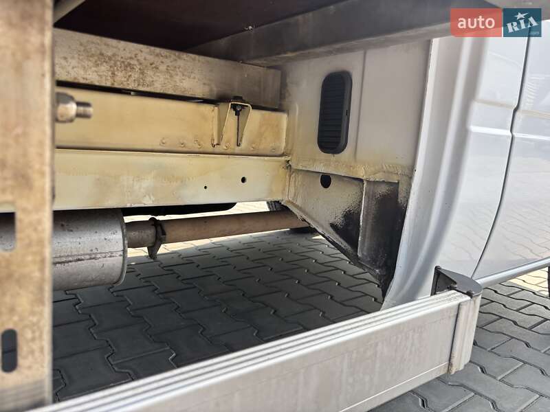 Вантажний фургон Mercedes-Benz Sprinter 2005 в Луцьку