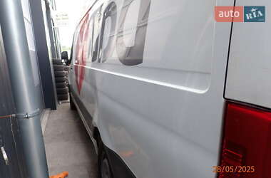 Вантажний фургон Mercedes-Benz Sprinter 2021 в 