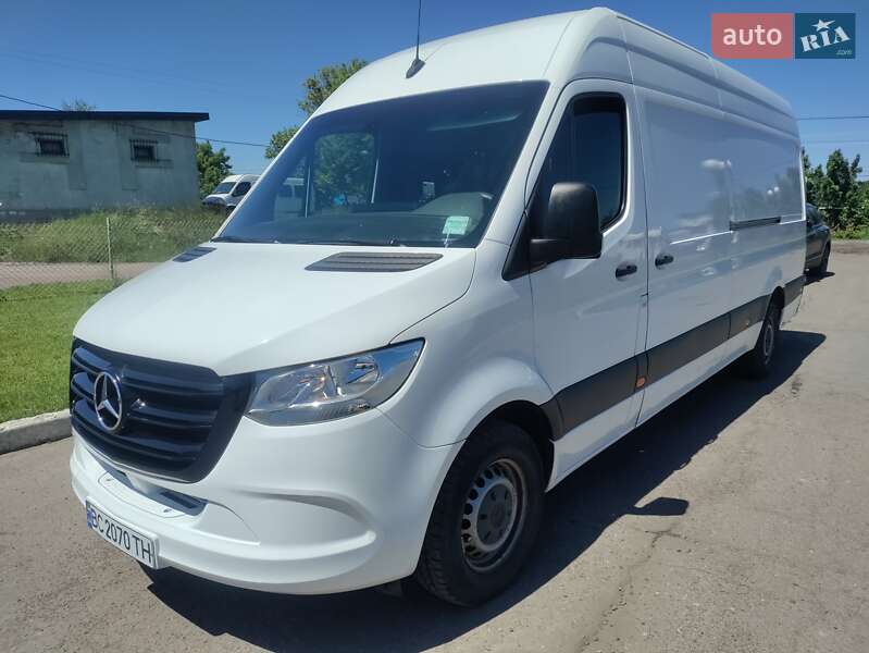 Грузовой фургон Mercedes-Benz Sprinter 2019 в 