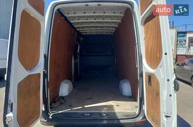 Грузовой фургон Mercedes-Benz Sprinter 2019 в 