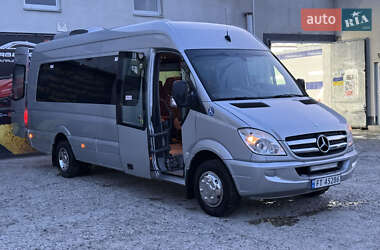 Туристичний / Міжміський автобус Mercedes-Benz Sprinter 2013 в 