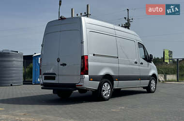 Грузовой фургон Mercedes-Benz Sprinter 2023 в 