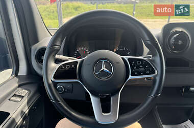 Грузовой фургон Mercedes-Benz Sprinter 2023 в 