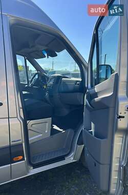 Грузовой фургон Mercedes-Benz Sprinter 2015 в 