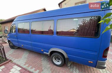 Микроавтобус Mercedes-Benz Sprinter 2005 в 