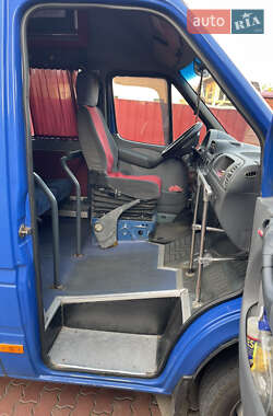 Микроавтобус Mercedes-Benz Sprinter 2005 в 