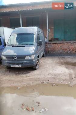 Грузовой фургон Mercedes-Benz Sprinter 1999 в 