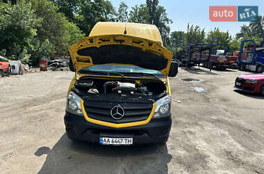 Грузовой фургон Mercedes-Benz Sprinter 2015 в 