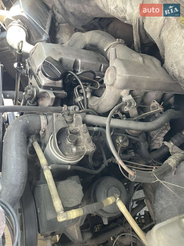 Вантажний фургон Mercedes-Benz Sprinter 1996 в Львові