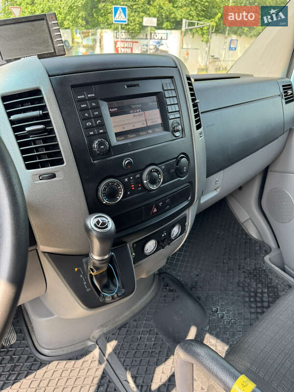 Вантажний фургон Mercedes-Benz Sprinter 2017 в Делятині