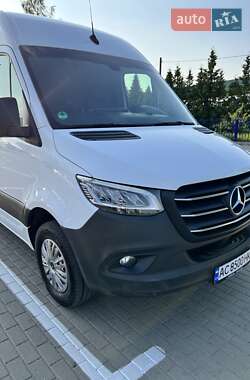 Грузовой фургон Mercedes-Benz Sprinter 2019 в 
