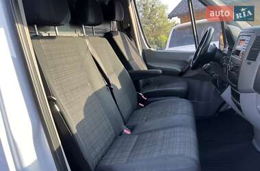 Грузовой фургон Mercedes-Benz Sprinter 2017 в 