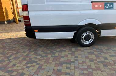 Грузовой фургон Mercedes-Benz Sprinter 2017 в 