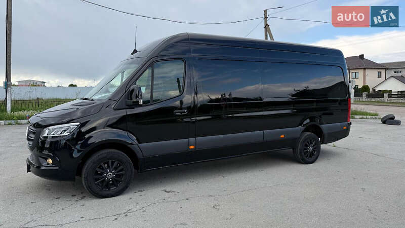 Вантажопасажирський фургон Mercedes-Benz Sprinter 2020 в Кадубівцях