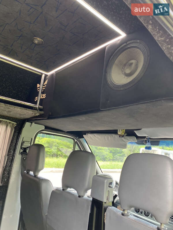 Мікроавтобус Mercedes-Benz Sprinter 2004 в Києві