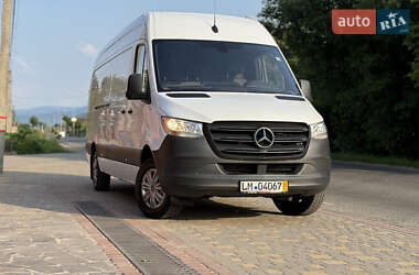 Грузовой фургон Mercedes-Benz Sprinter 2019 в 