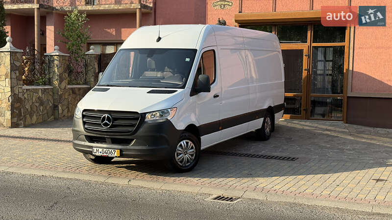 Грузовой фургон Mercedes-Benz Sprinter 2019 в Сваляве