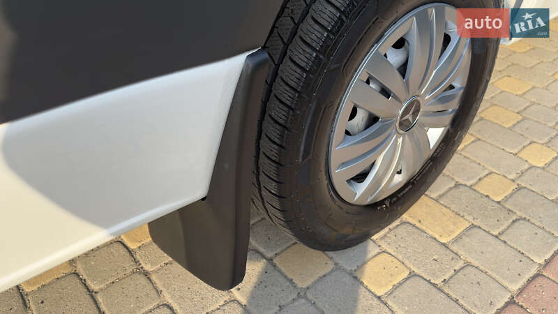 Грузовой фургон Mercedes-Benz Sprinter 2019 в Сваляве