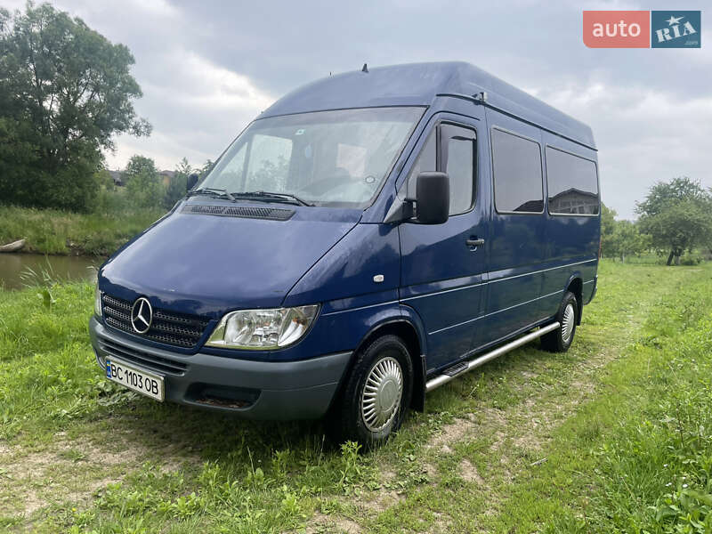 Mercedes-Benz Sprinter 2004