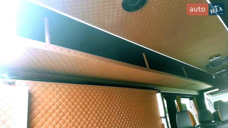 Вантажопасажирський фургон Mercedes-Benz Sprinter 2018 в Житомирі
