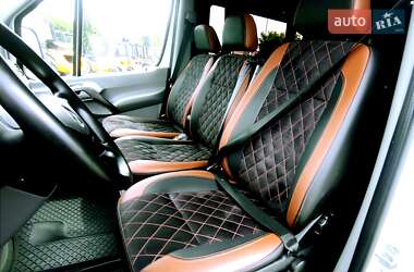 Грузопассажирский фургон Mercedes-Benz Sprinter 2018 в 